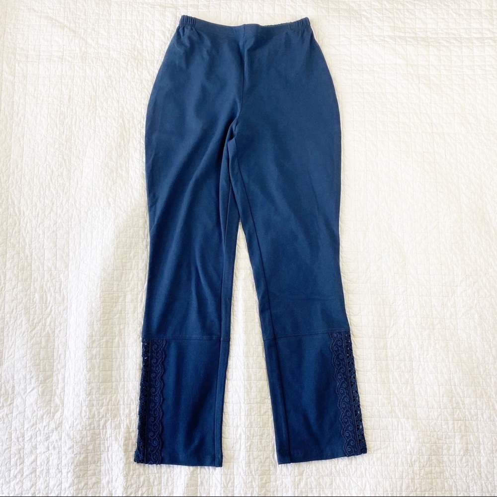 Women with Control Curvy Fit Blue Crop Pants XS